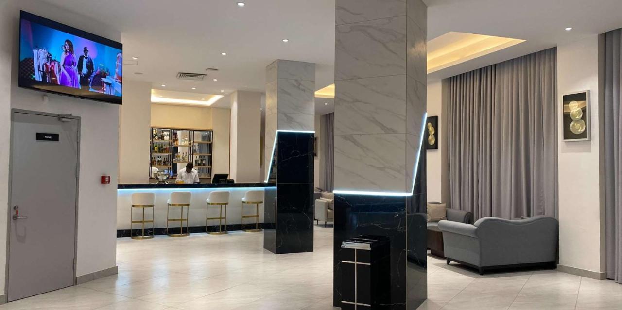 Axil Hotel Dakar Bagian luar foto